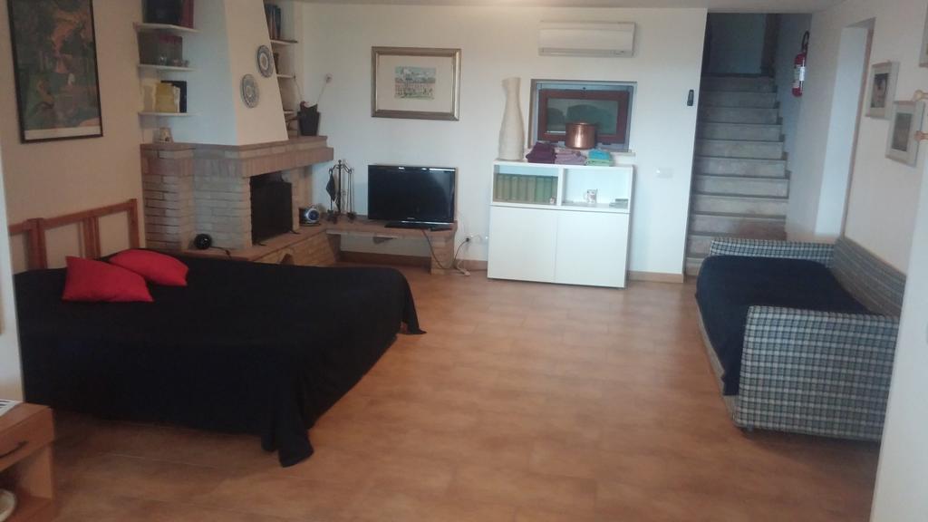 Le Querce Bed & Breakfast Анкона Стая снимка